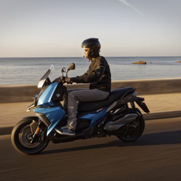 bmw-c-400-x-02.jpg